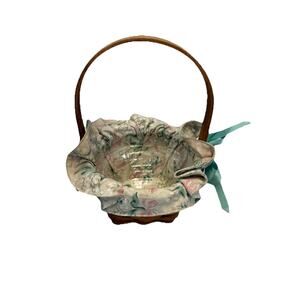 1993 Longaberger May Series Lilly of the Valley Basket w/Liner & Protector